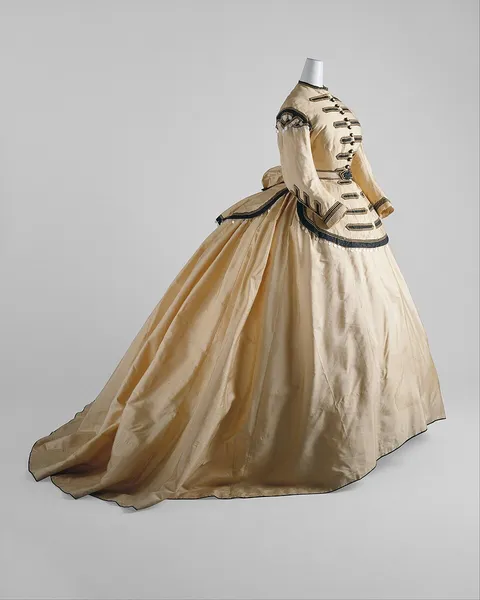 19th century in fashion