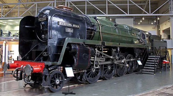 BR Standard Class 9F 92220 Evening Star
