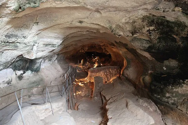 Għar Dalam