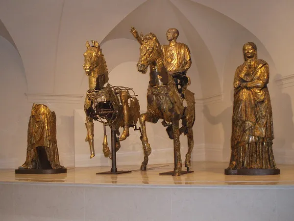 Gilt Bronzes from Cartoceto di Pergola