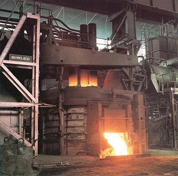 Electric arc furnace