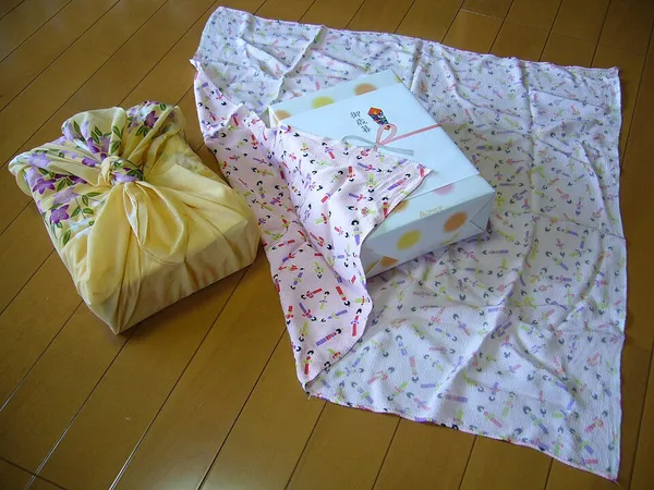 Gift wrapping
