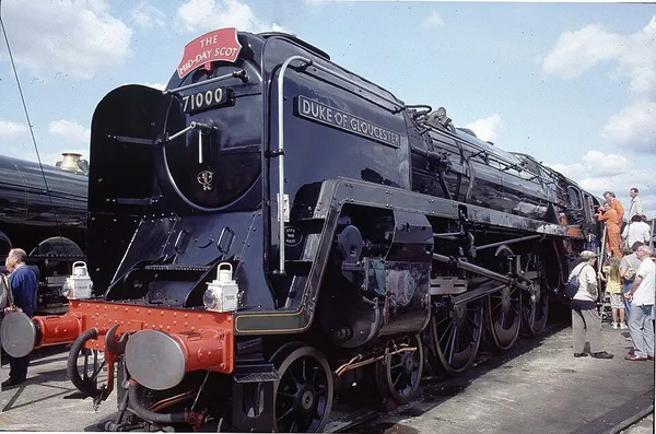 Caprotti valve gear