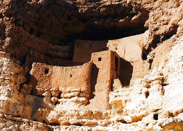 Cliff dwelling