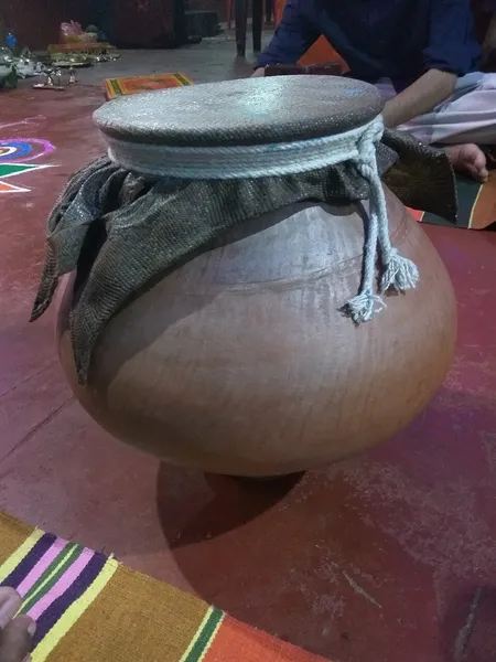 Ghumot