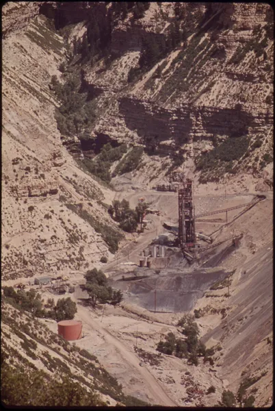 Colony Shale Oil Project