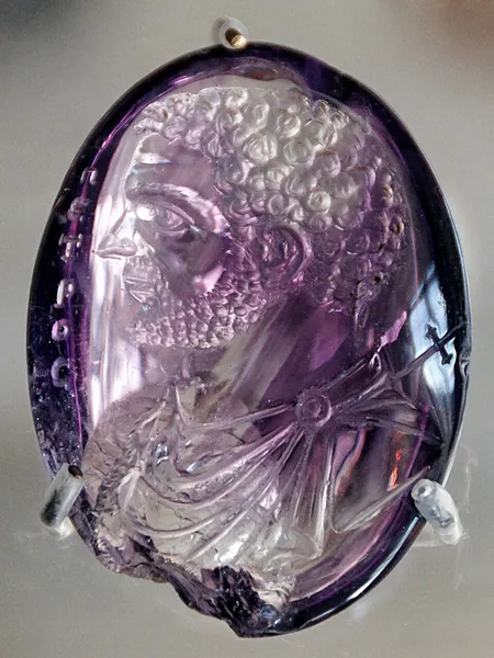 Engraved gem
