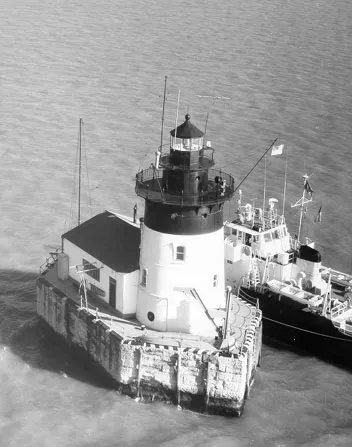 Detroit River Light