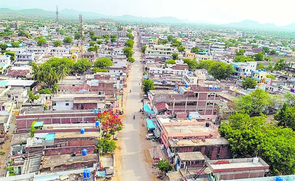 Bhoodan Pochampally
