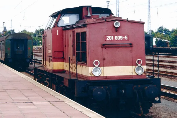 DR Class V 100