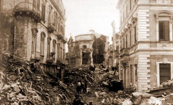 1908