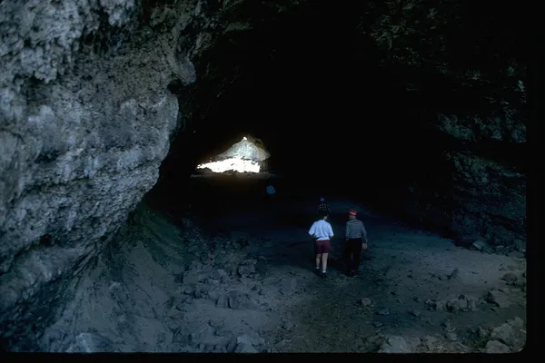 Derrick Cave