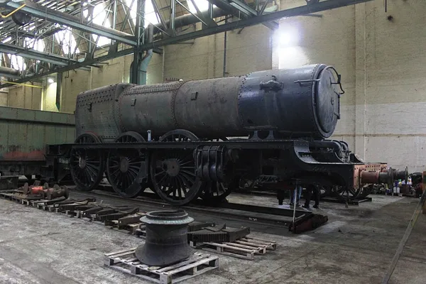 GWR 4073 Class 7027 Thornbury Castle