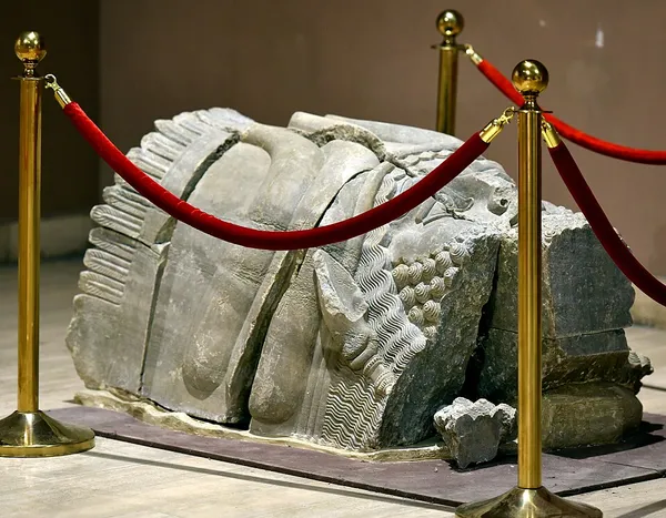 Archaeological looting in Iraq