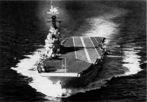 HMS Albion (R07)