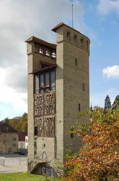 Half tower
