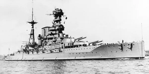 HMS Barham (04)
