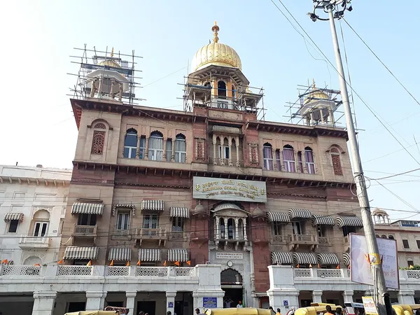 Gurdwara Sis Ganj Sahib