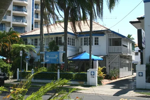 Floriana, Cairns