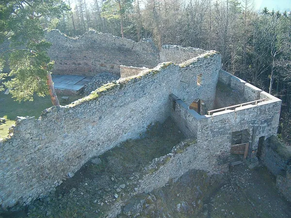 Chamber gate
