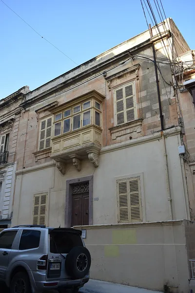 33, Cathedral Street