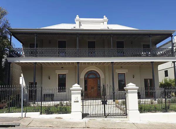 Coutt's Sailors Home