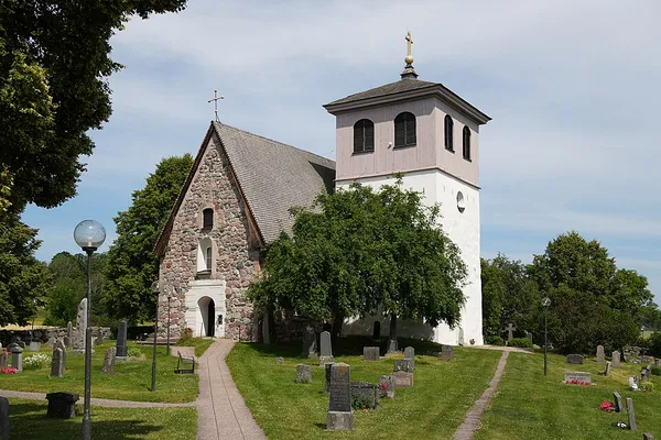 Church (building)