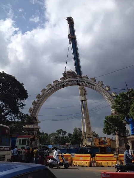 Anna Nagar twin arches