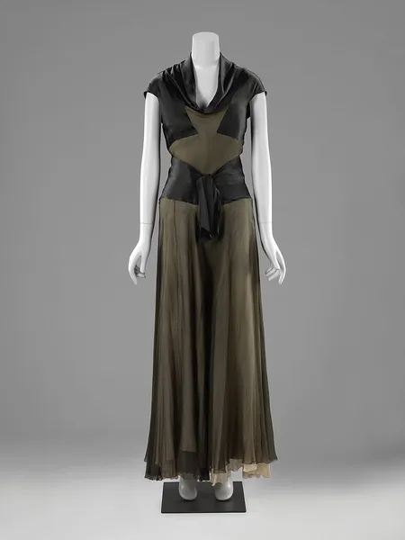 Cowl neck