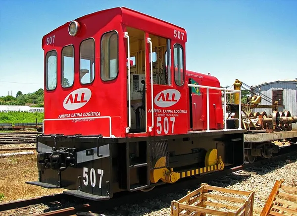 GE 25-ton switcher