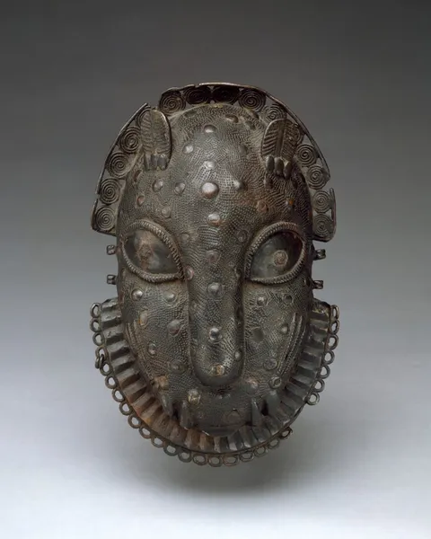 Hip Ornament: Leopard Head