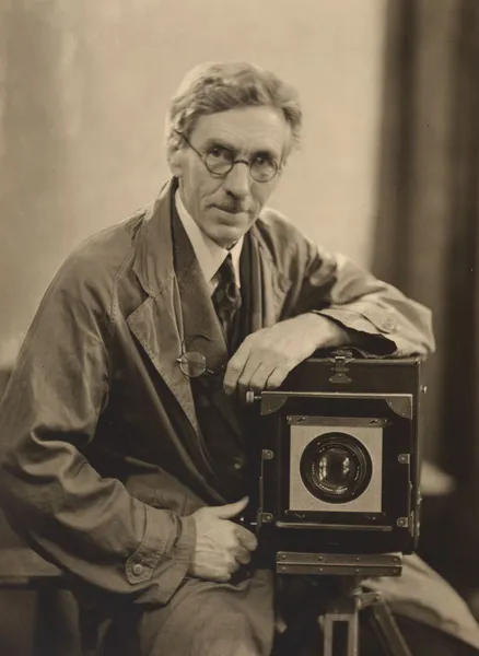 Harold Cazneaux