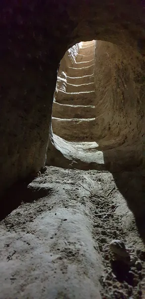 Bar Kokhba hiding complexes