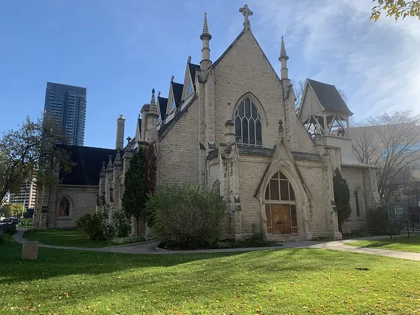 Holy Trinity Anglican Church (Winnipeg)