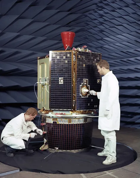 Clementine (spacecraft)