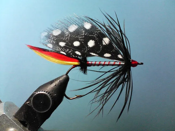Artificial fly